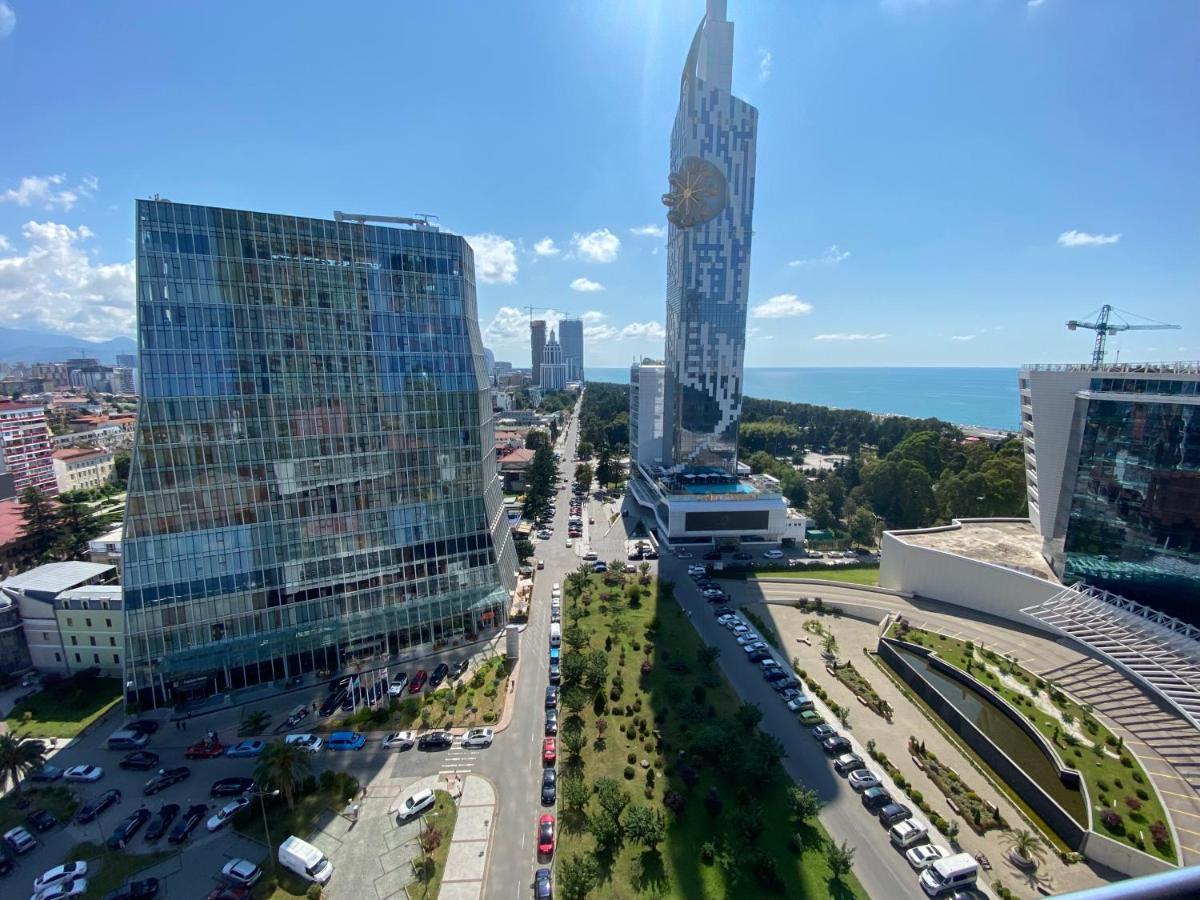 Apartment In Porta Batumi Tower Bagian luar foto