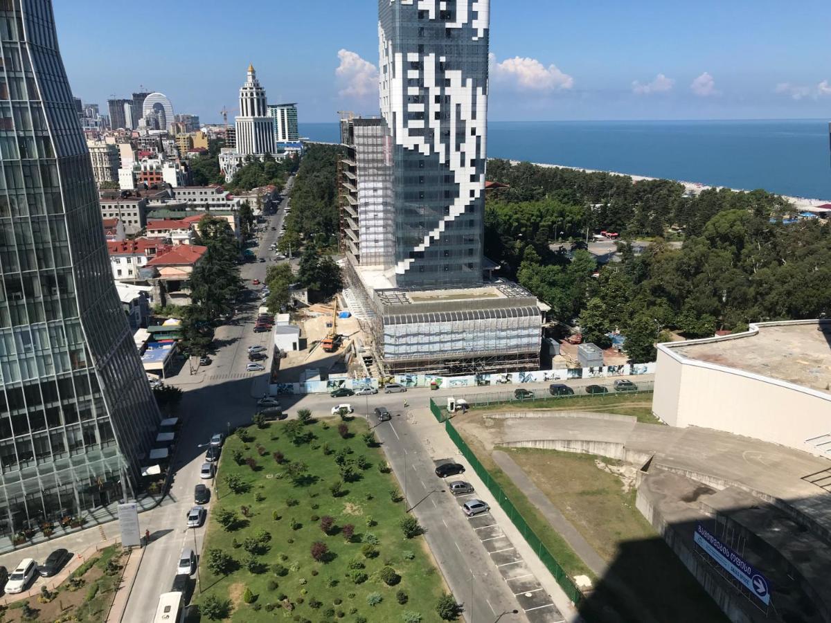 Apartment In Porta Batumi Tower Bagian luar foto