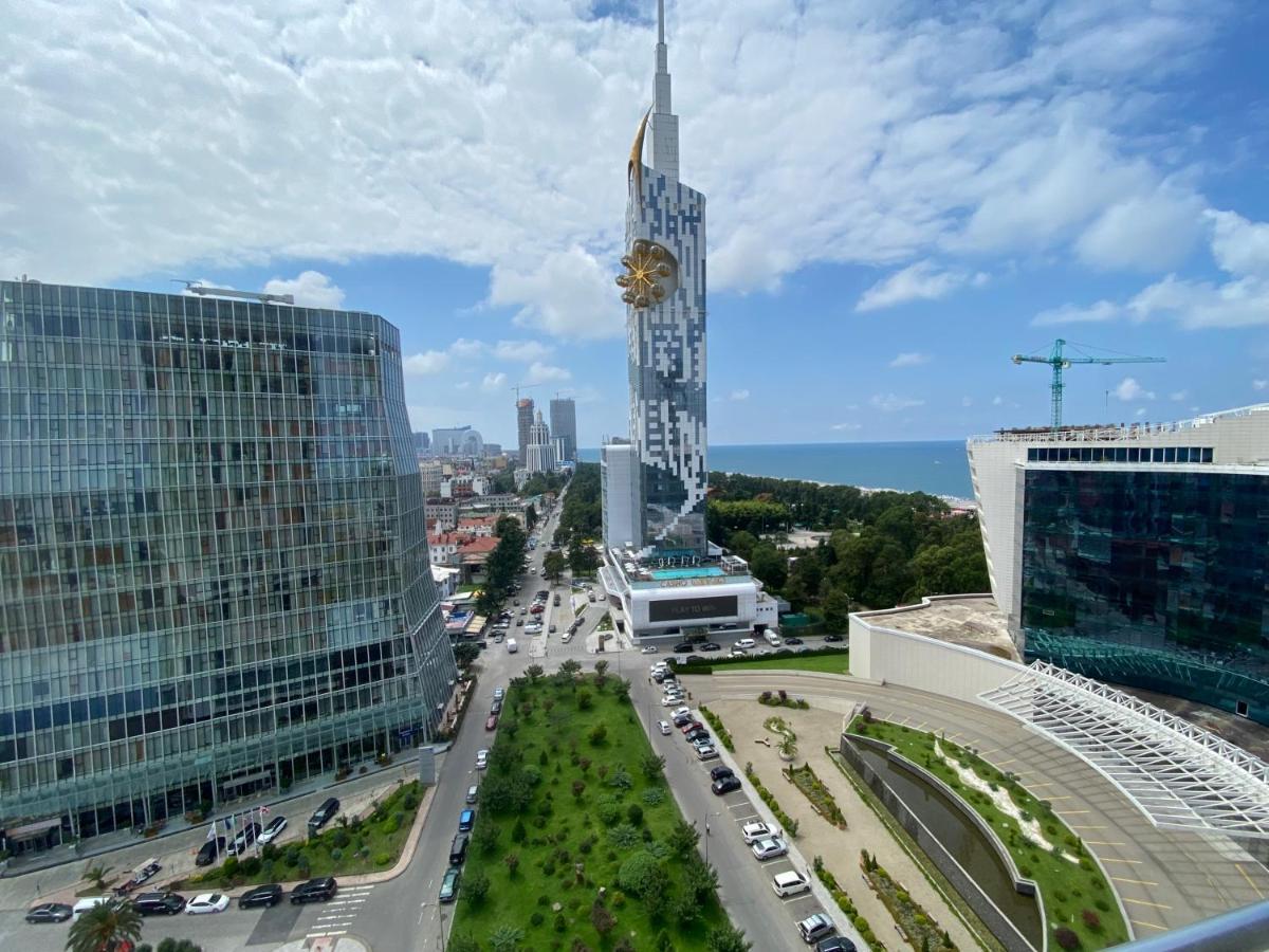 Apartment In Porta Batumi Tower Bagian luar foto